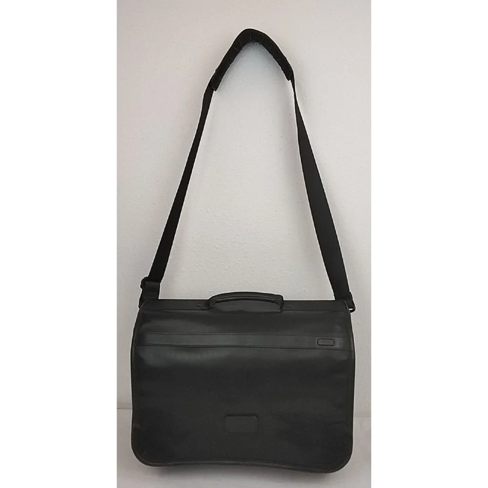 Tumi messenger bag