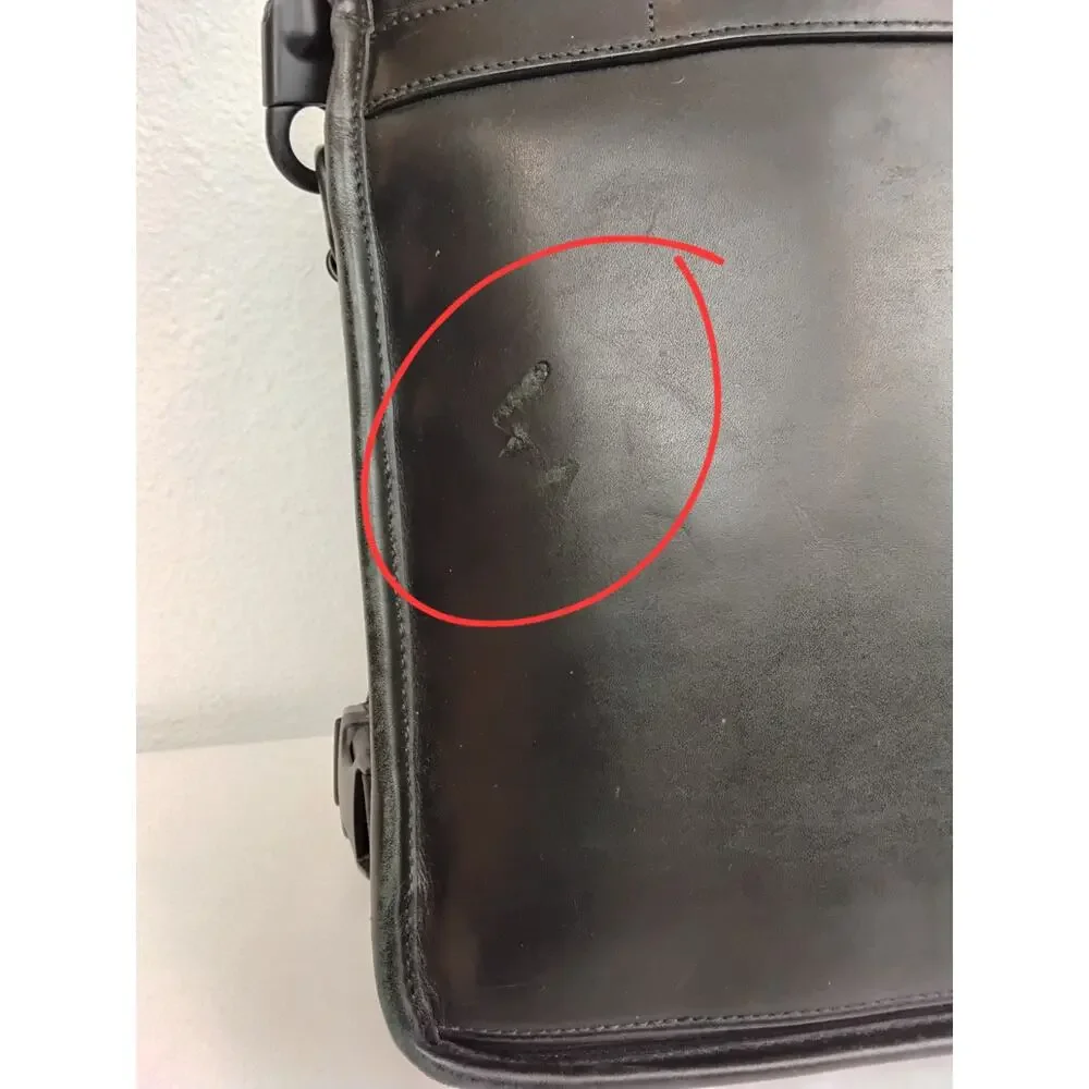 Tumi messenger bag