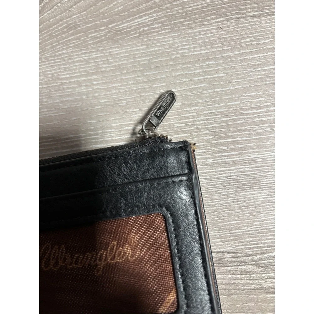 Wrangler bifold wallet