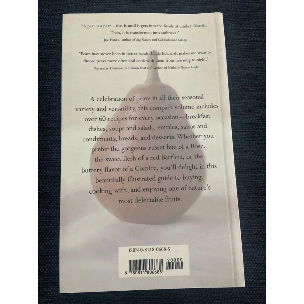 PEARS by Linda West Eckhardt , Karl Petzke (Photographer) 1996, Trade Paperback