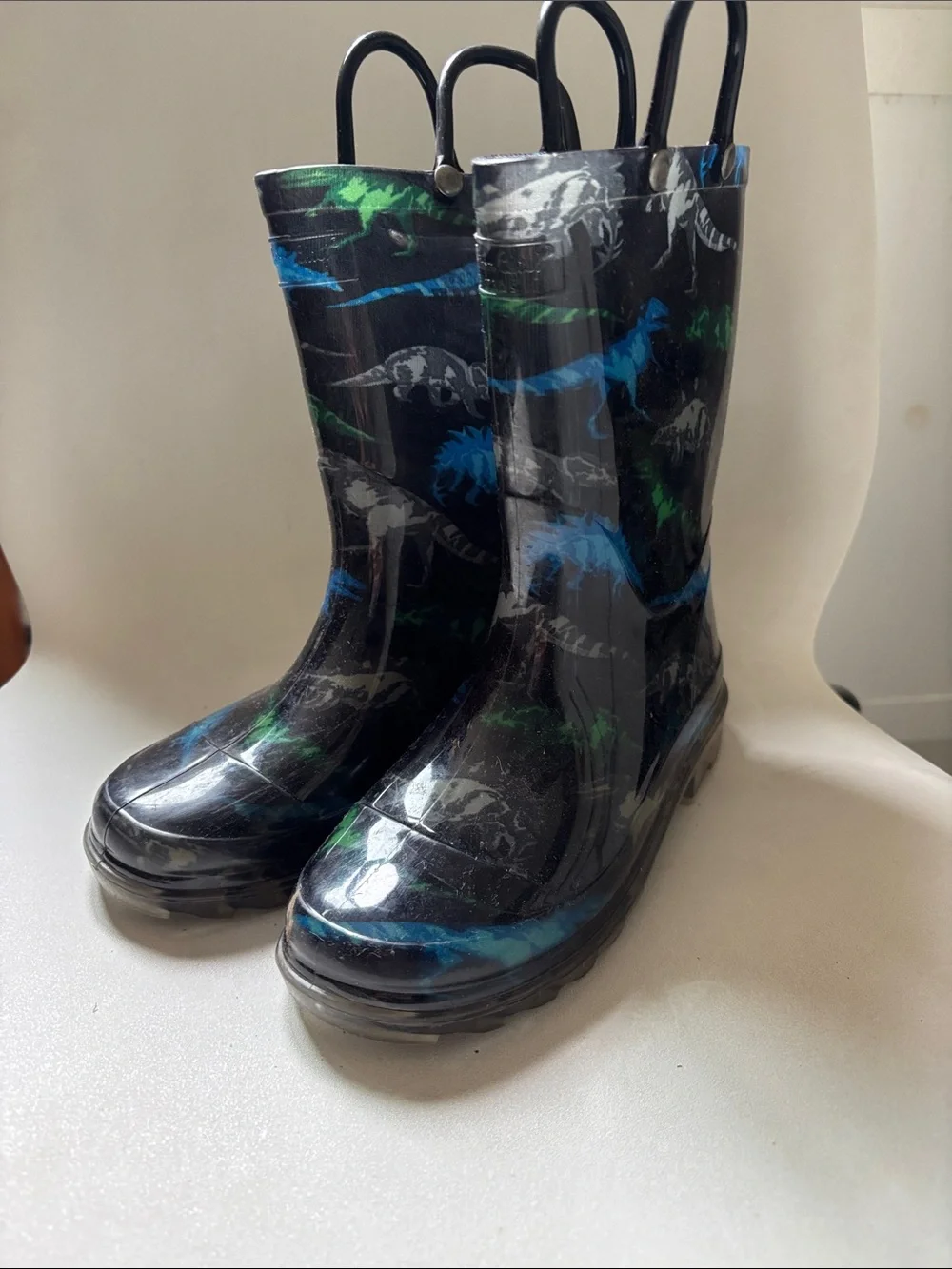 Western Chief Kids LIGHT UP! Rain Boots with Dinosaur Print