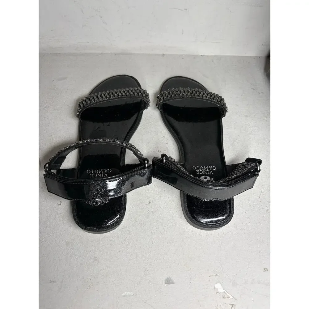 Vince Camuto outfits secure
