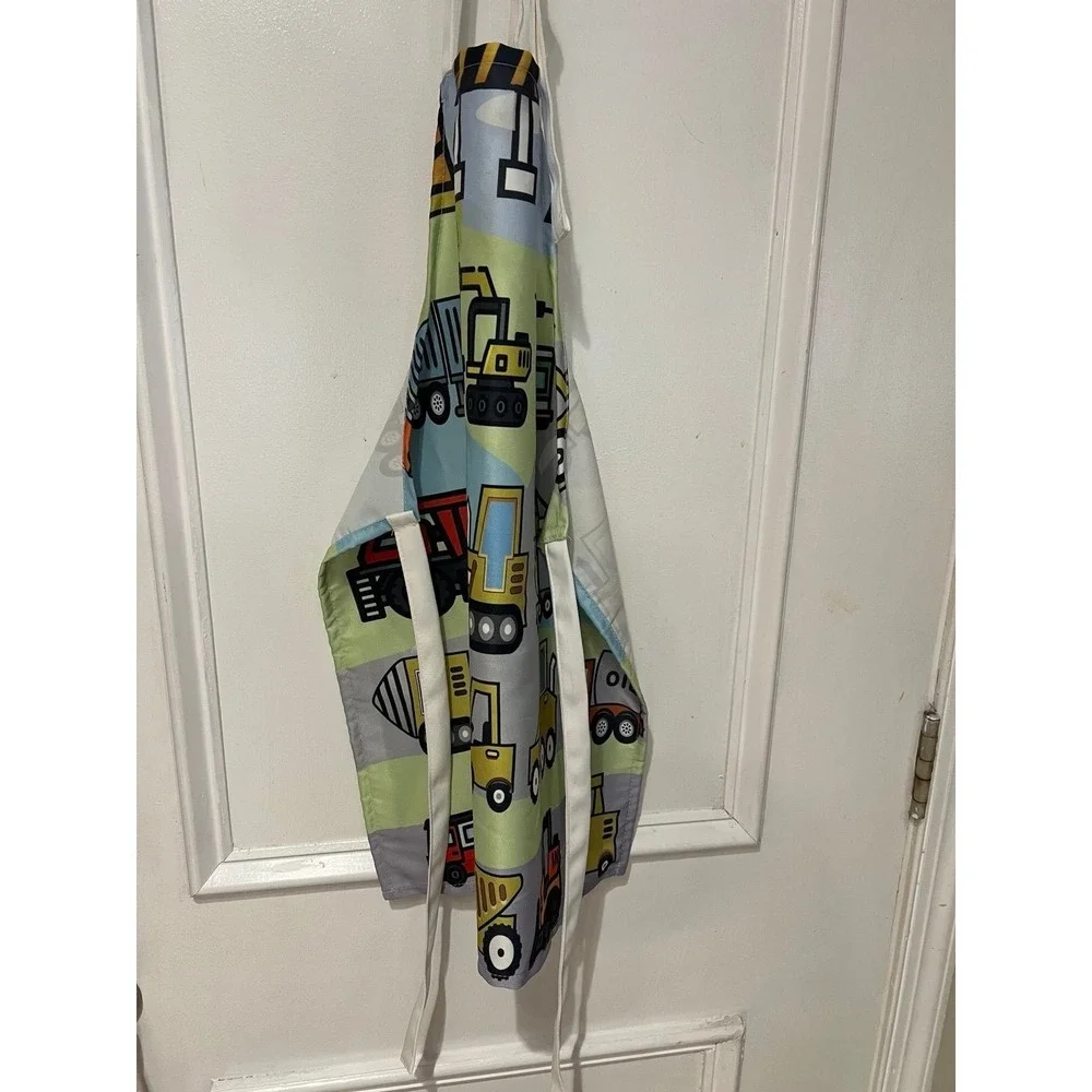 The Unbranded Brand adjustable strap