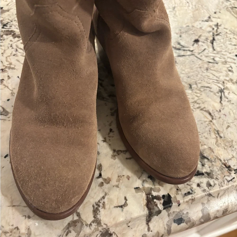 Frye styling design