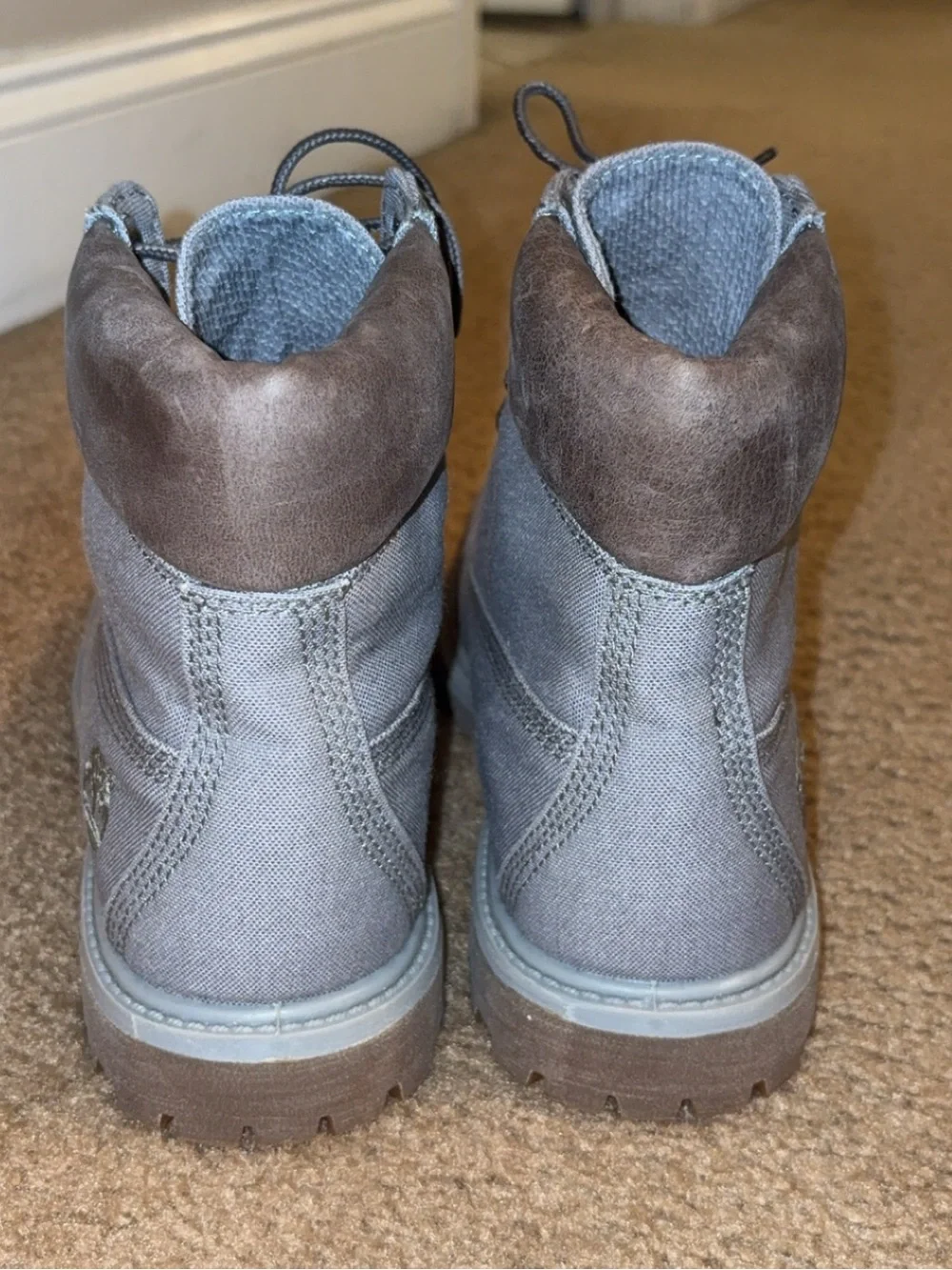 Timberland box basically grey