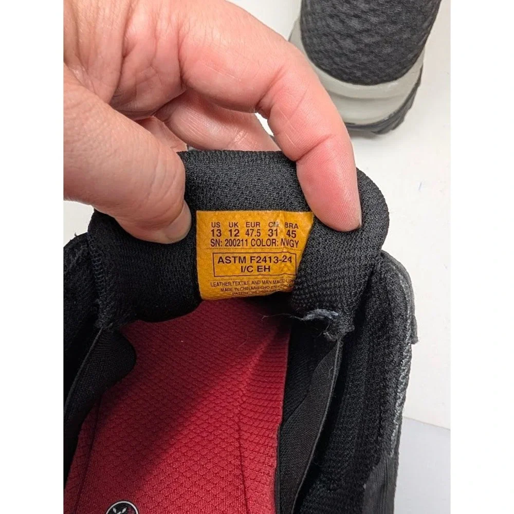 Skechers hands free