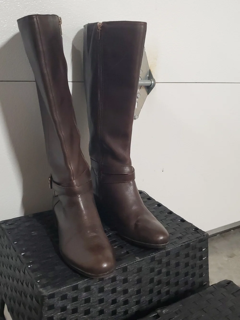 Women's Anne Klien Size 9 1/2 Tall Leather Riding Boots - Brown