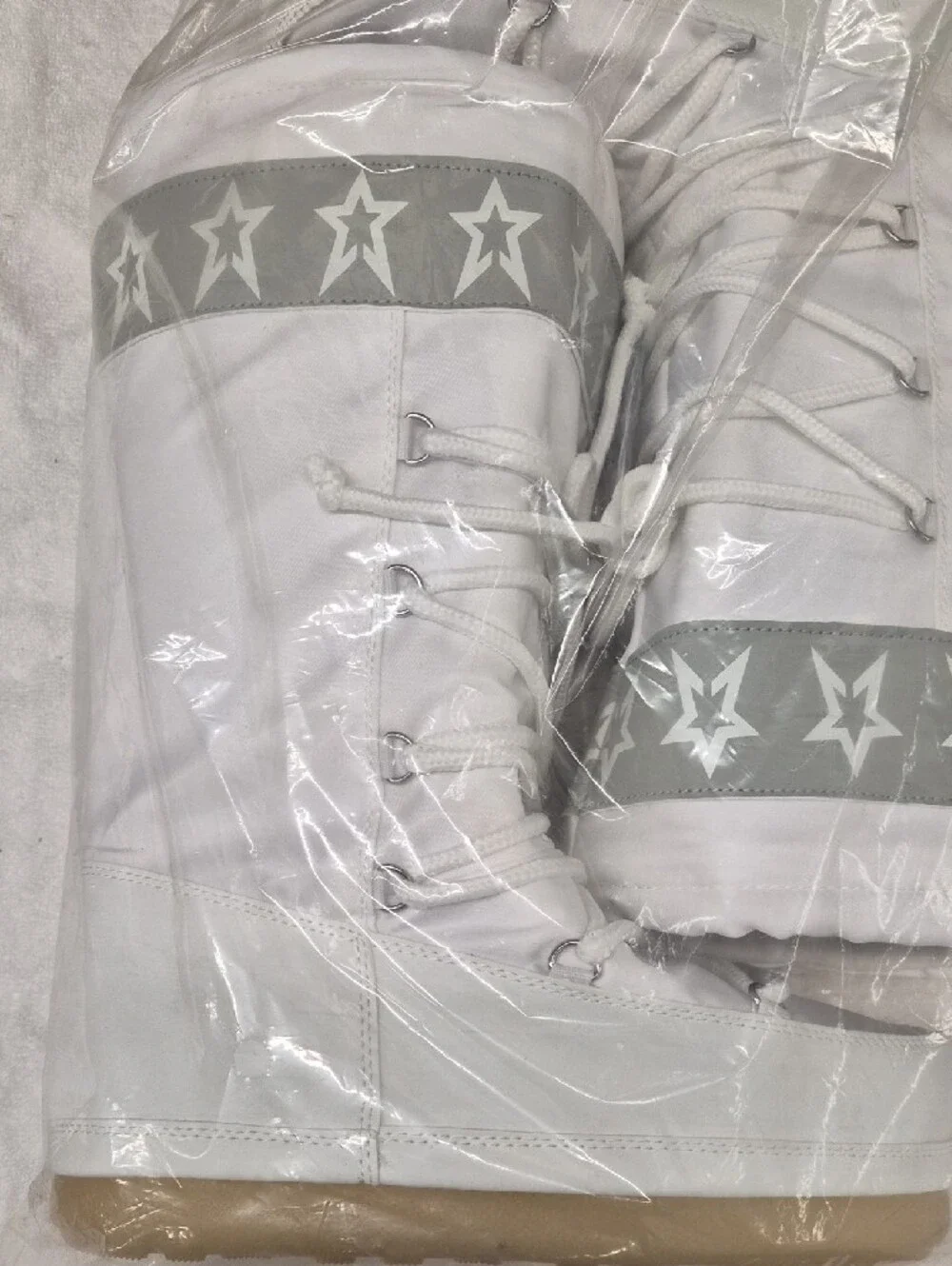 wild fable White Star-Trim Snow Boot Size 8