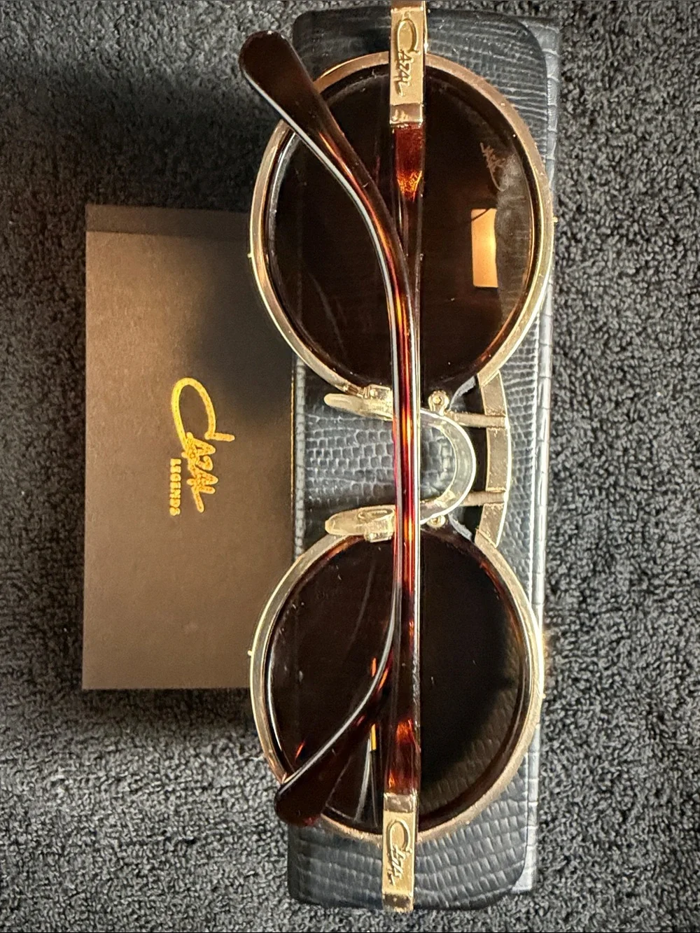 Cazal distinctive round metal