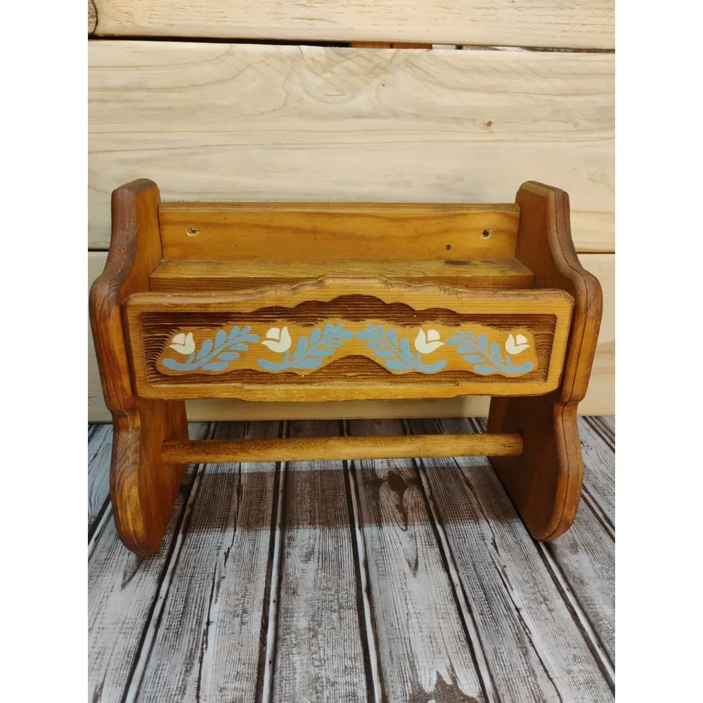 Wooden Wall Mount Shelf Paper Towel Holder Kitchen Folk Cottage Country Vtg