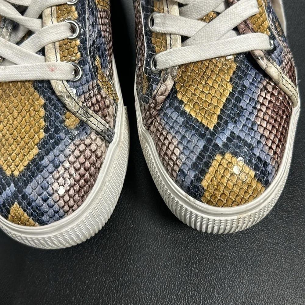 Steve Madden stylish platform