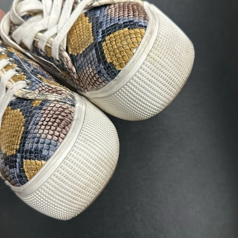 Steve Madden stylish platform