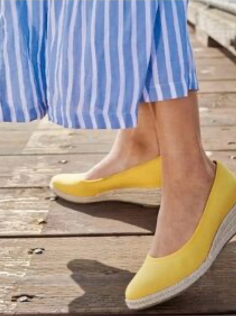 Life Stride Yellow Espadrille Wedges size 6
