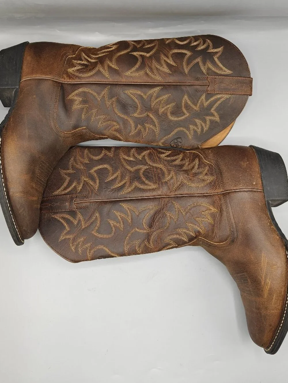 Ariat heritage toe