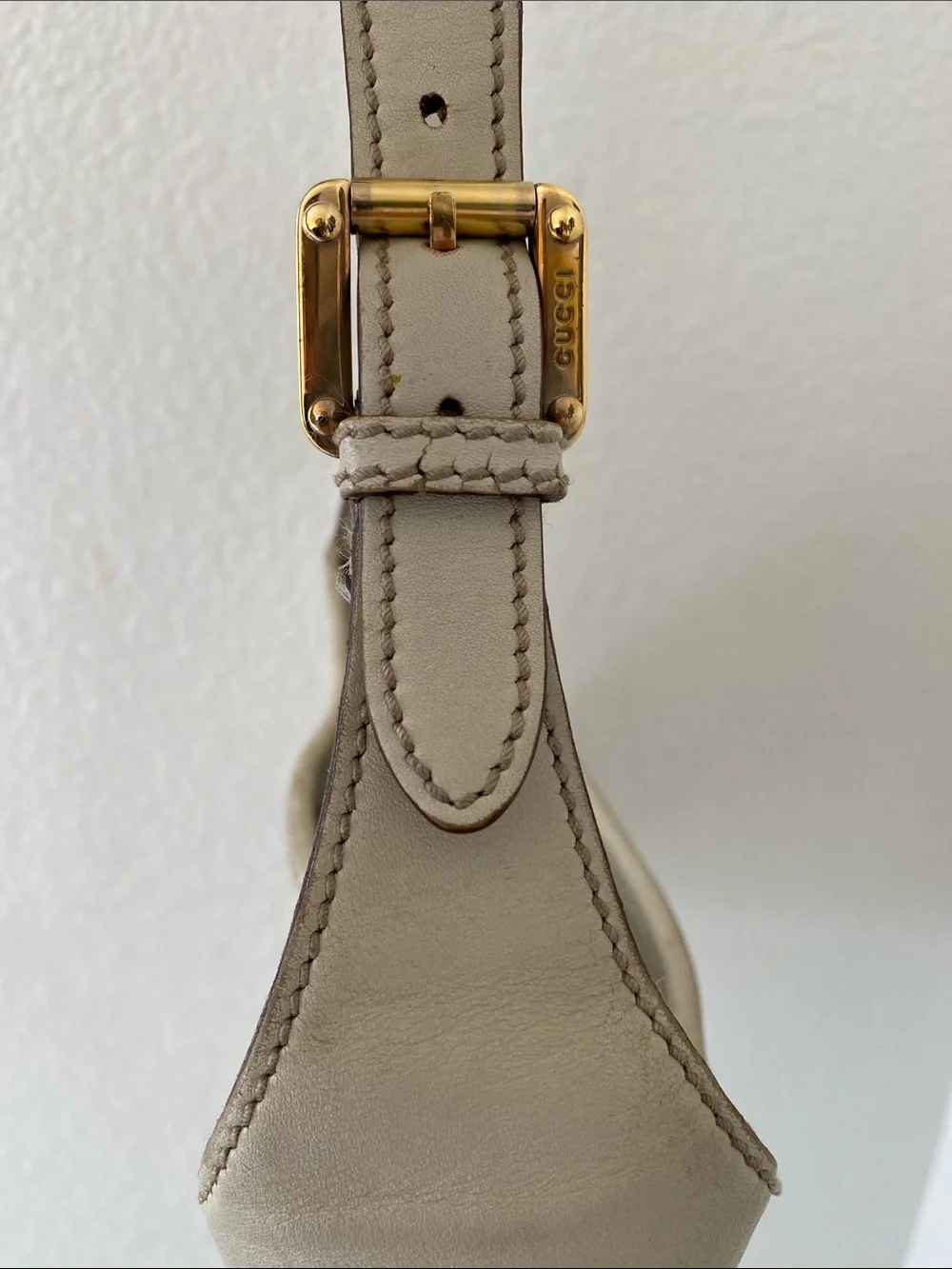 Gucci elegant hobo