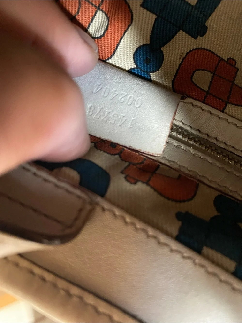 Gucci elegant hobo