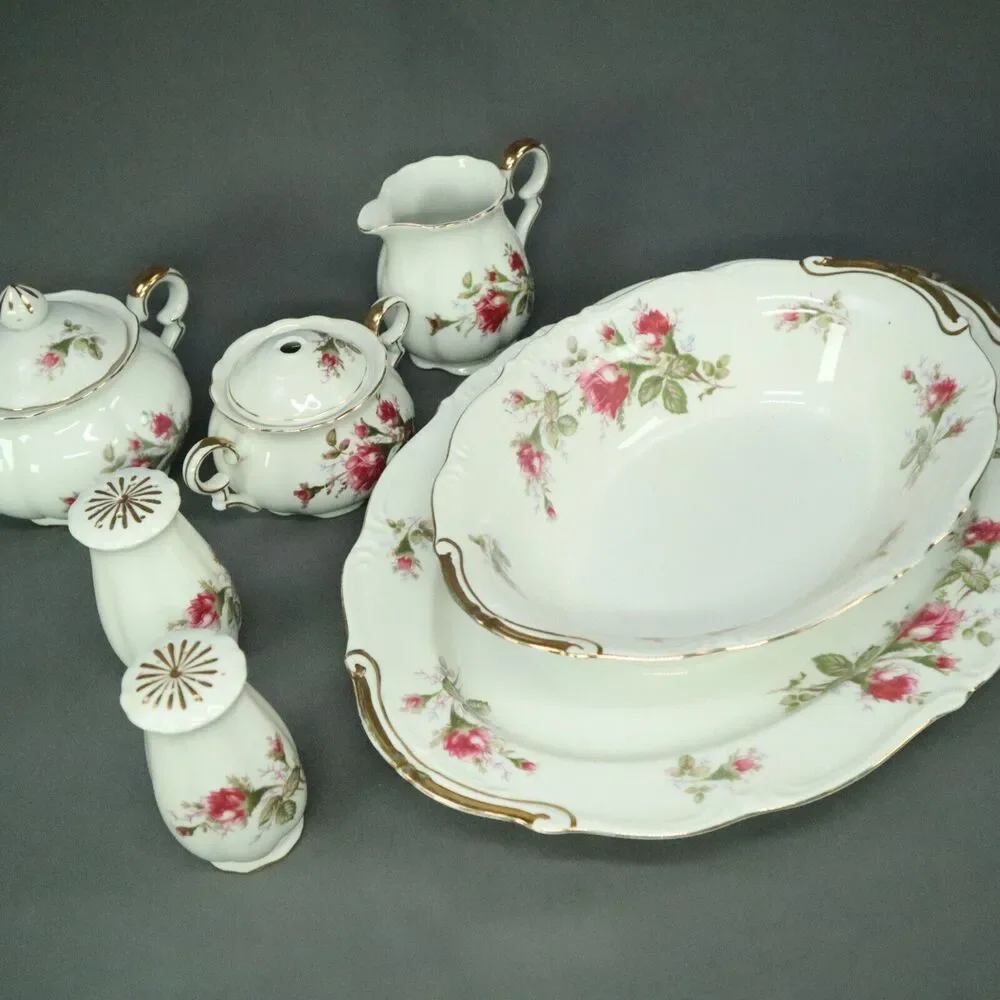 Ucagco china set