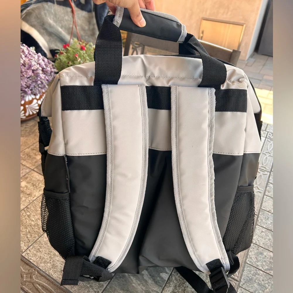NWT Las Vegas Raiders Cooler Backpack