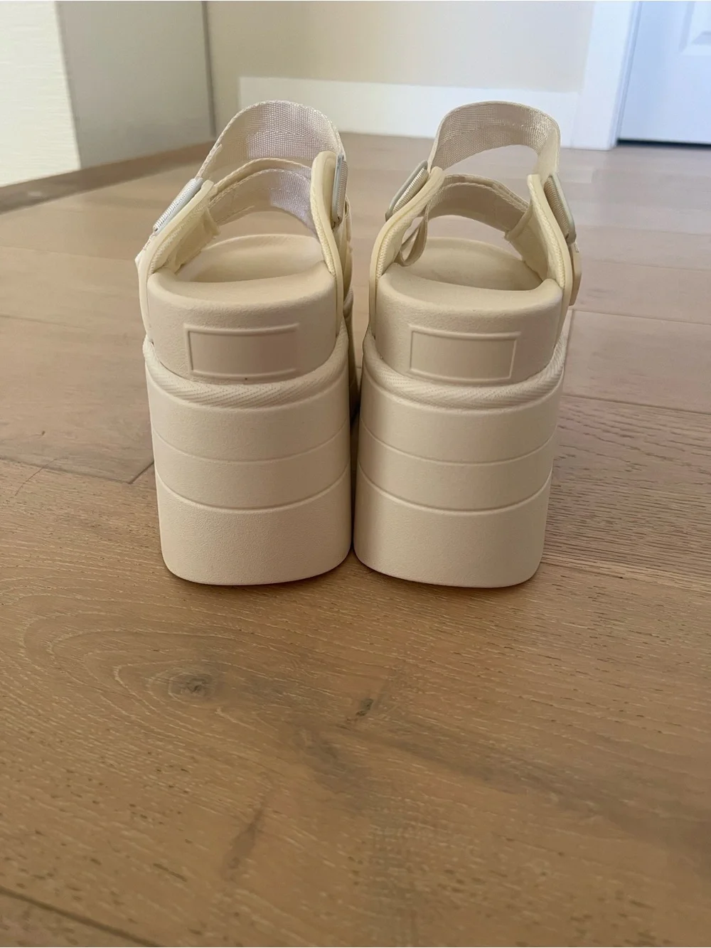 Women's Platform Slide Sandals - Stylish Chunky Sole