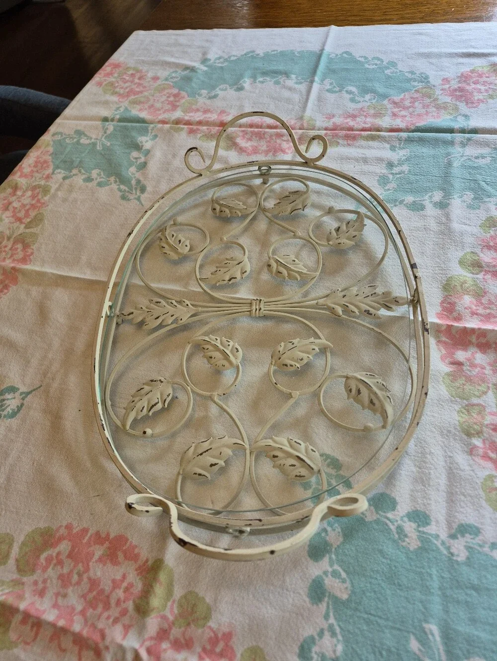 Vintage ornate oval