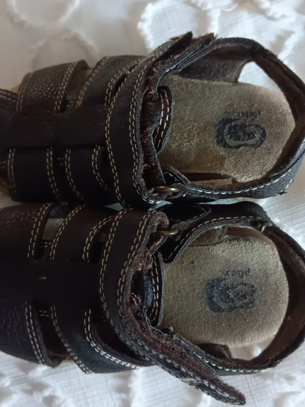 N/A kids secure white