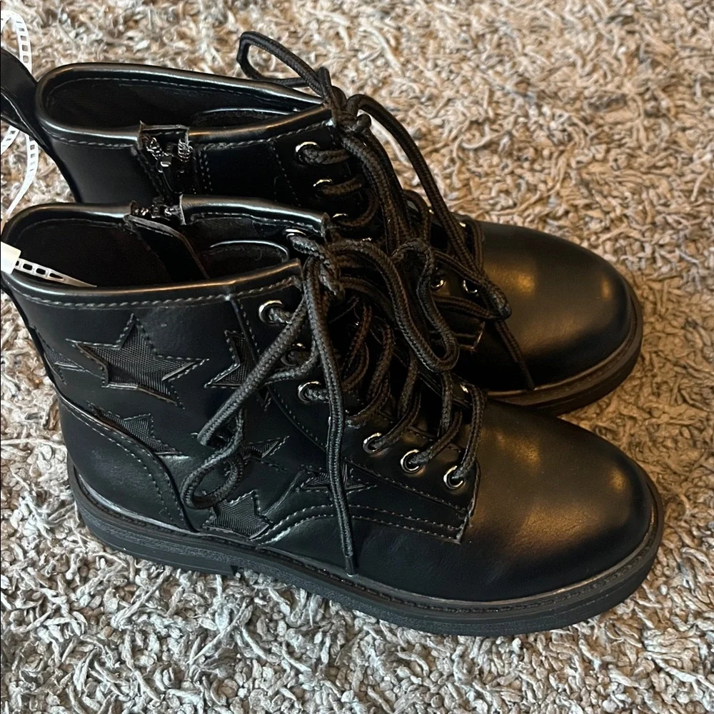 Steve Madden boots perfect look