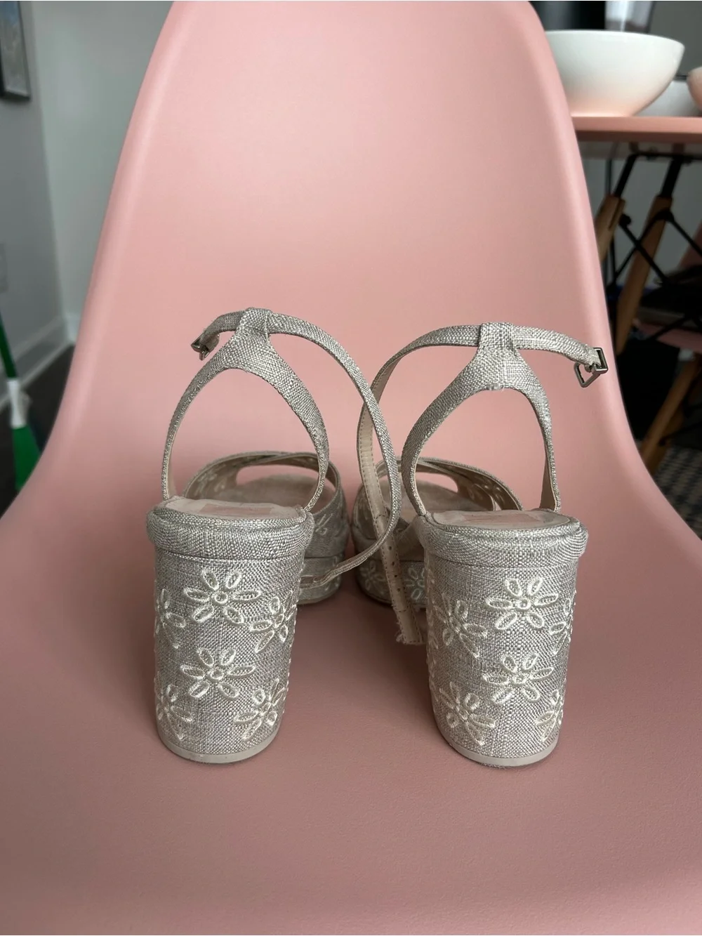 Dolce Vita Women's Laisha Sandals