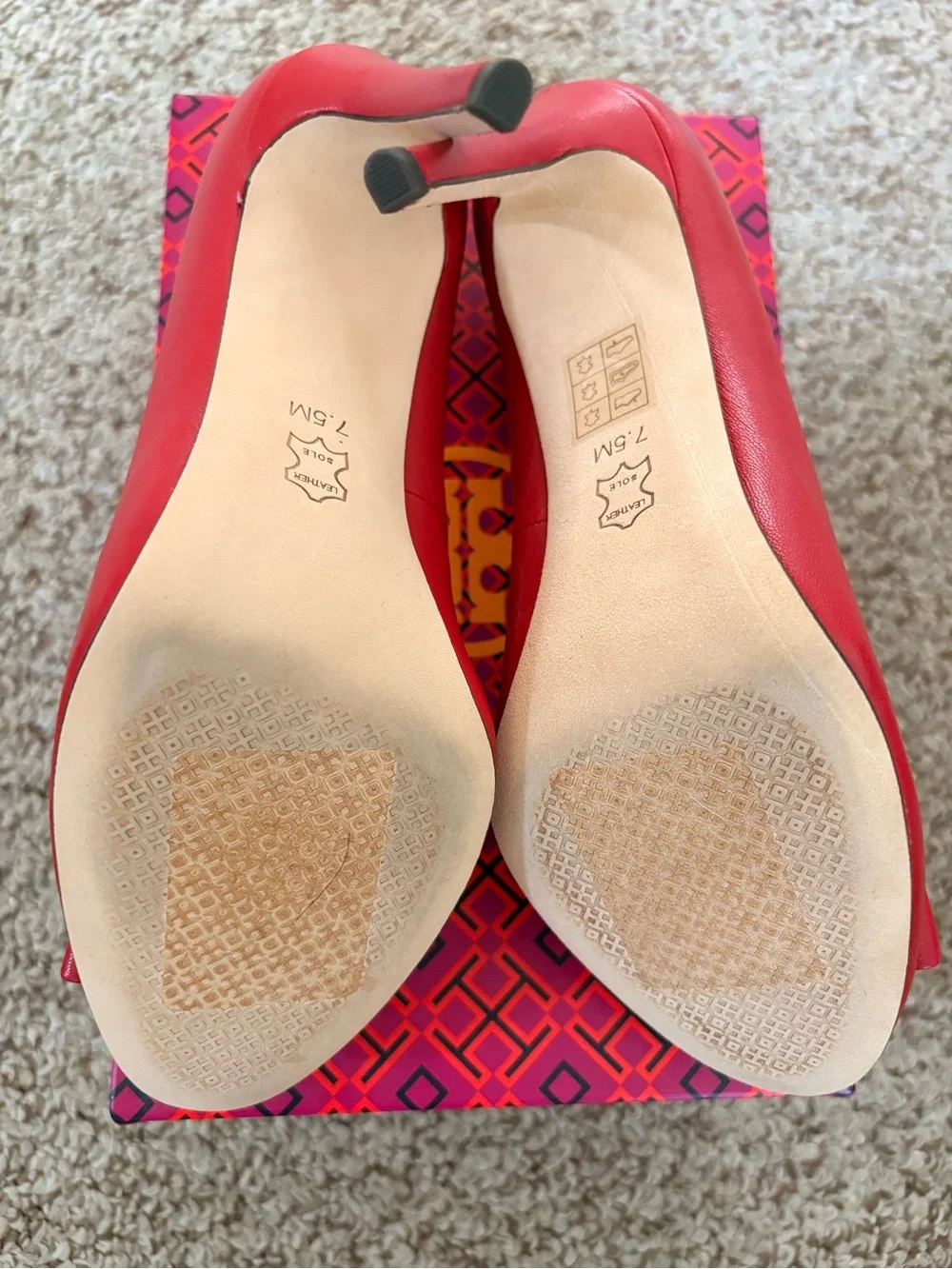 Tory Burch classic tory