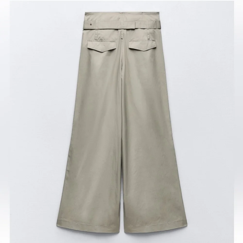 Zara satin up velvet