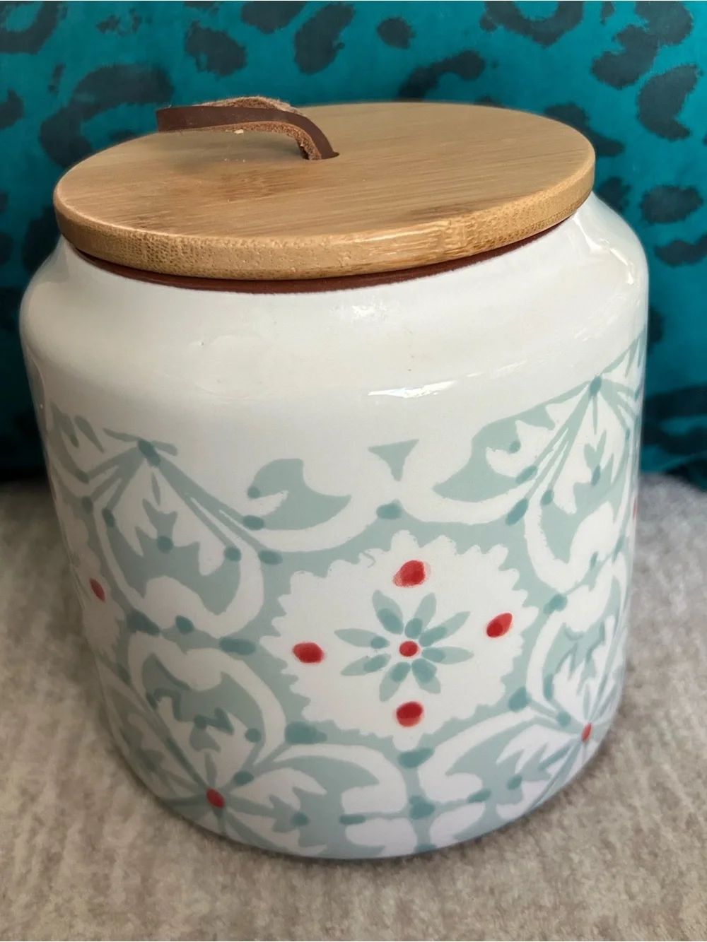 Pier 1 pier ceramic