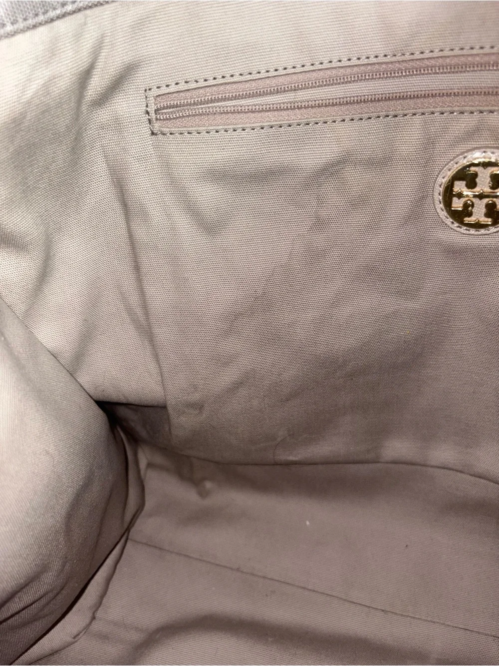 Tory Burch classic tory