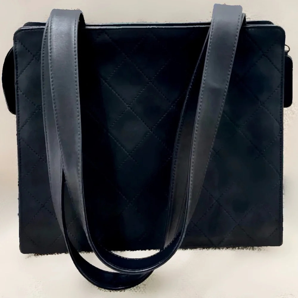 CHANEL authentic vintage