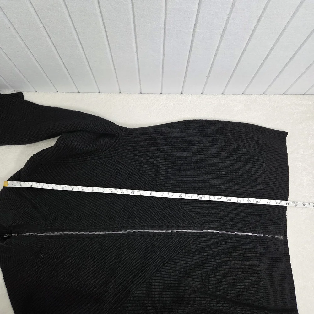 Banana Republic stylish black