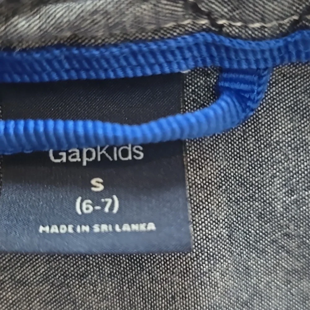 GAP stylish plaid
