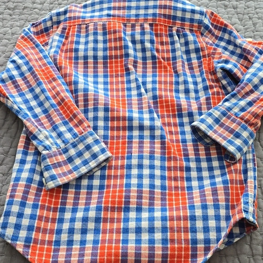 GAP stylish plaid