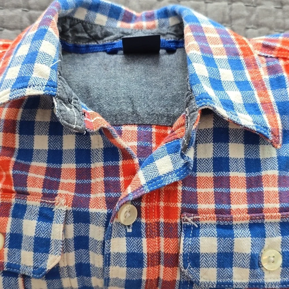 GAP stylish plaid