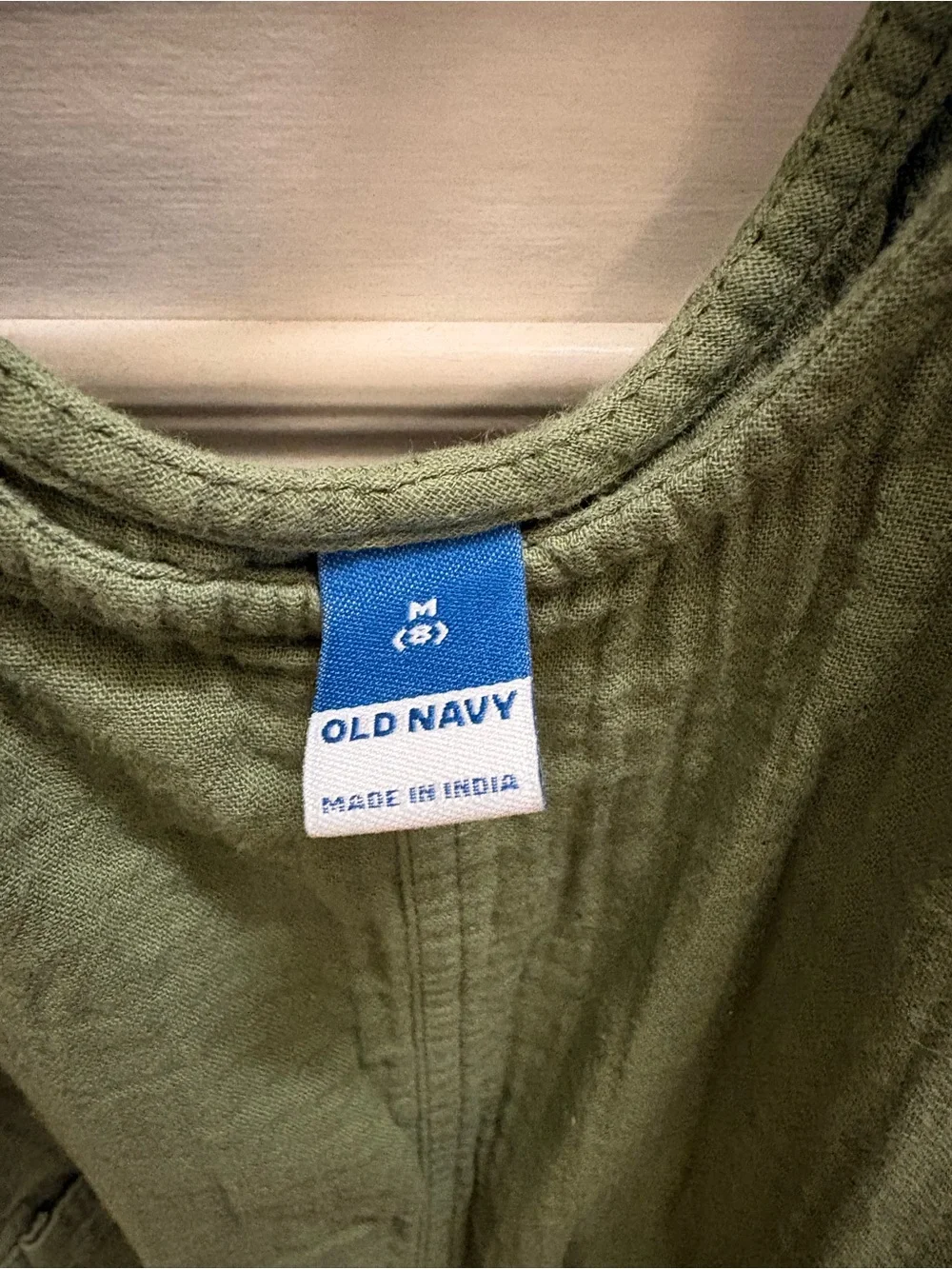 Old Navy green textured