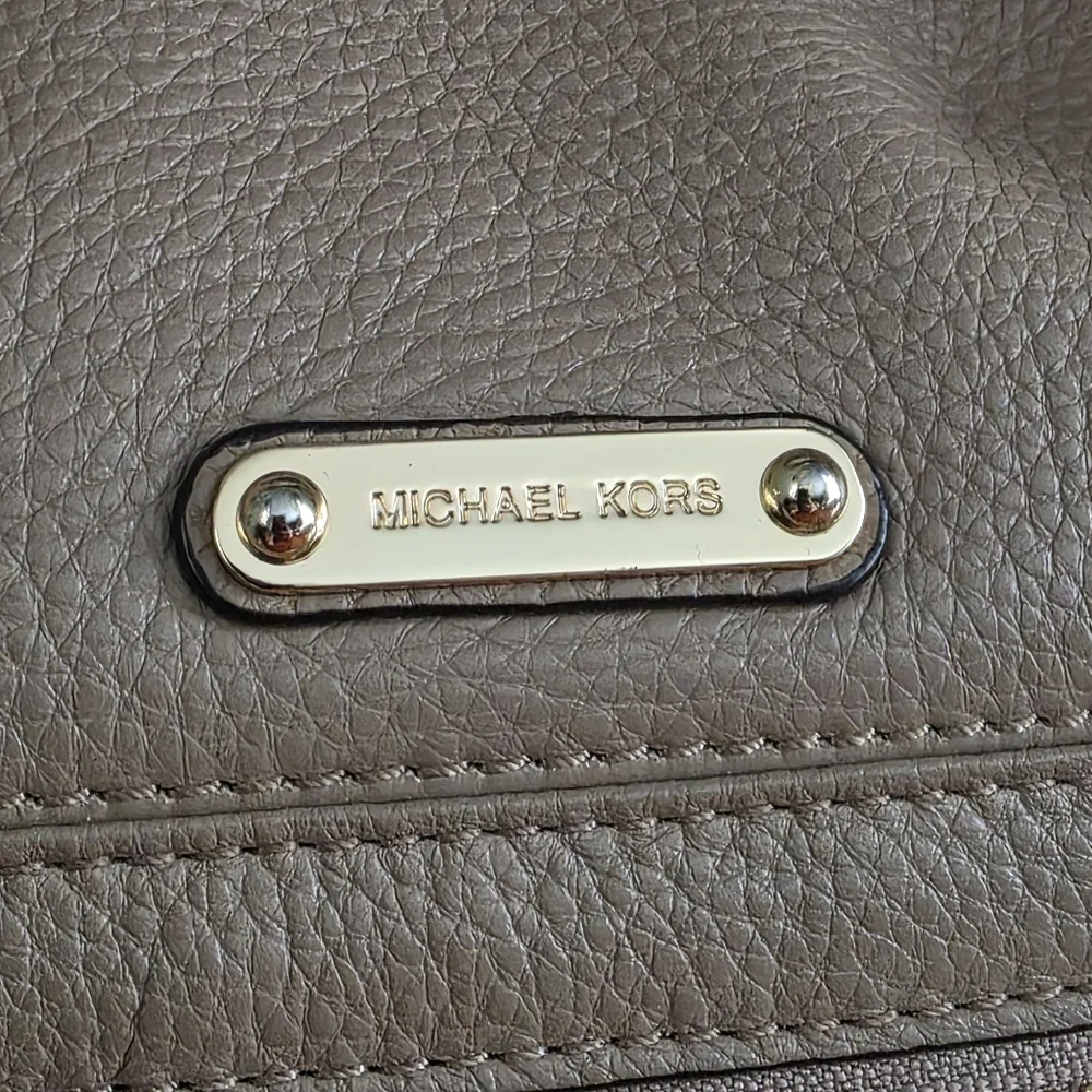 Michael Kors exterior bag