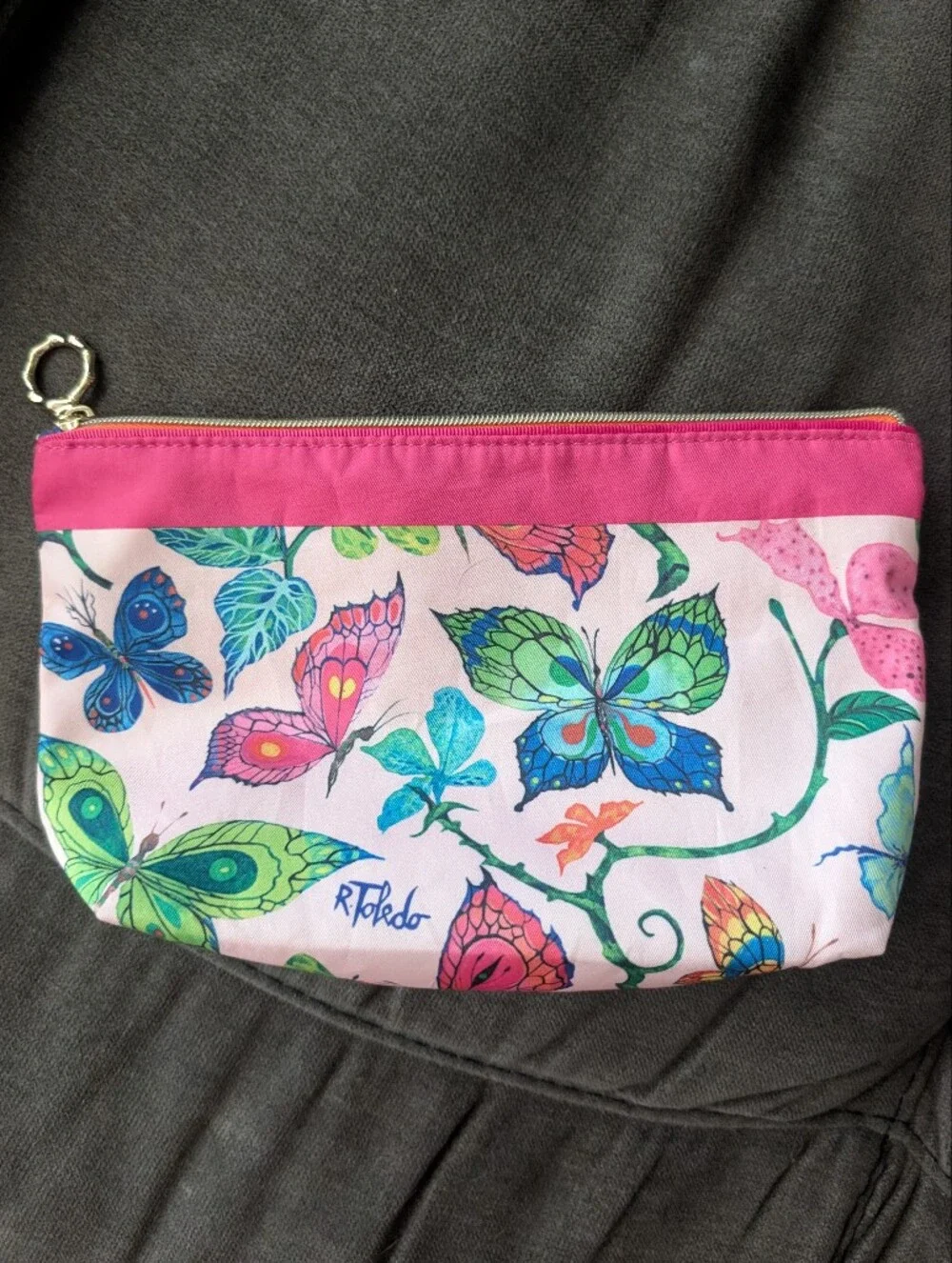 Estee Lauder storage has pink