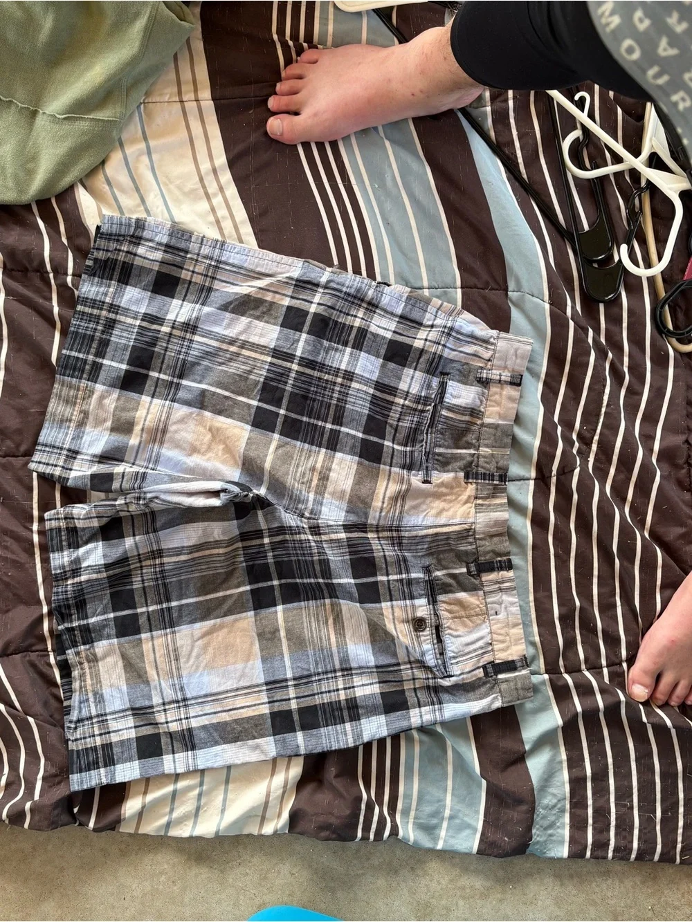 Banana Republic Brown and Cream Striped Shorts golf plaid men’s 34 inch waist