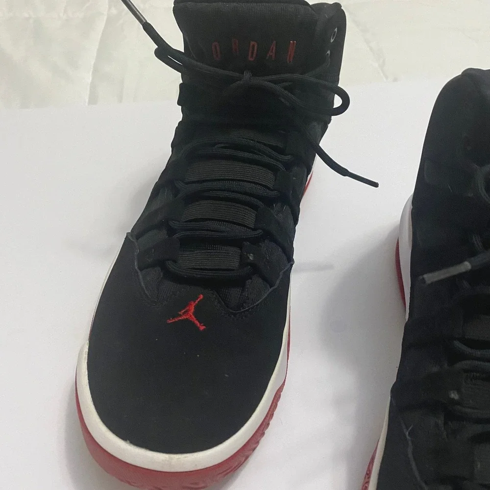 Jordan max aura