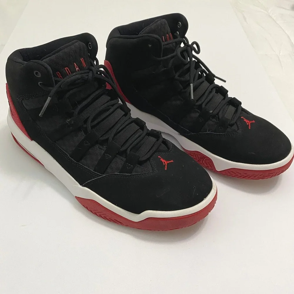 Jordan max aura