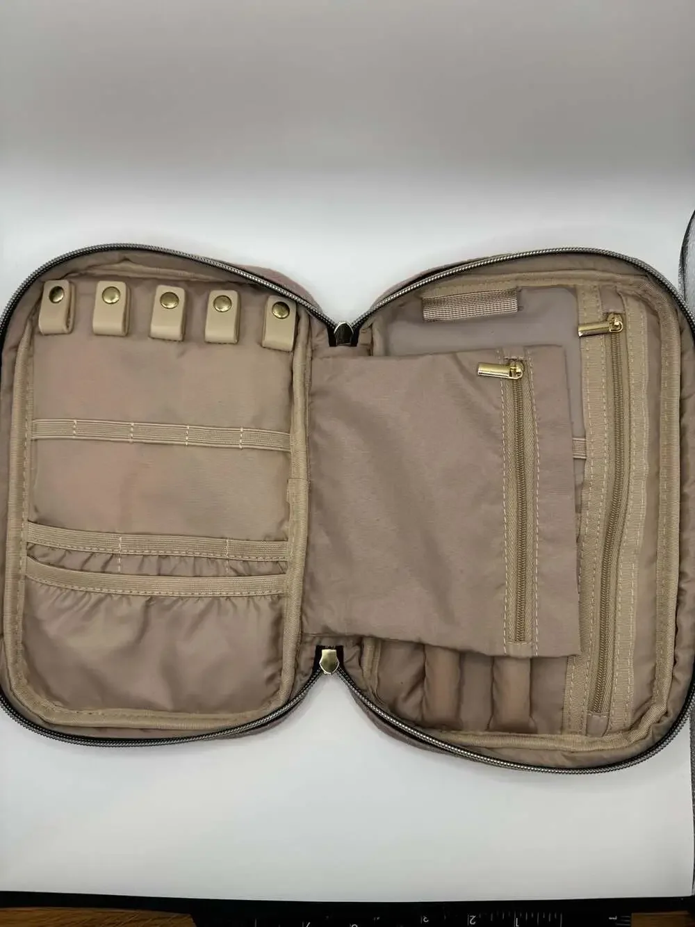Bagsmart travel jewelry