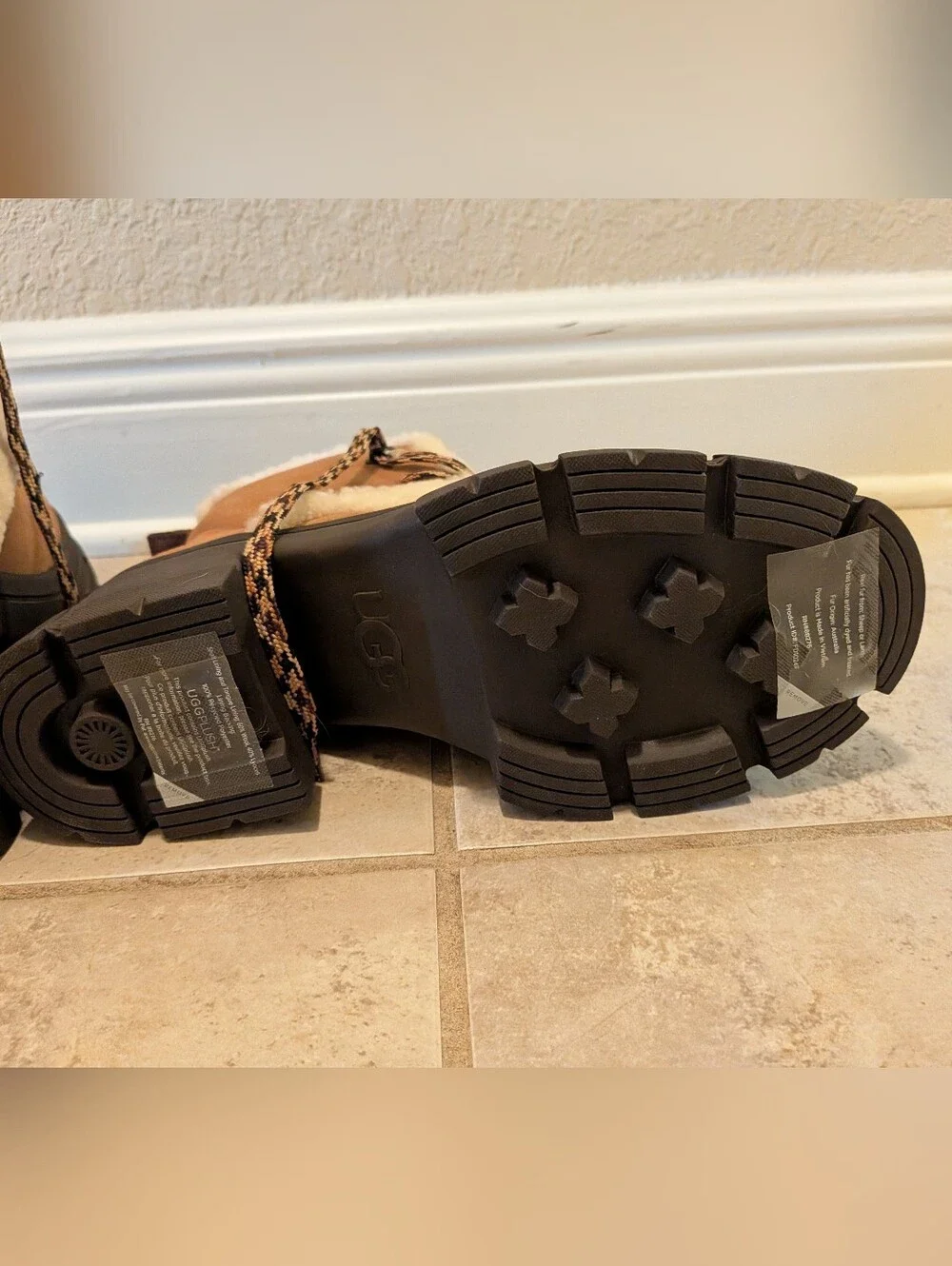 UGG stylish brown