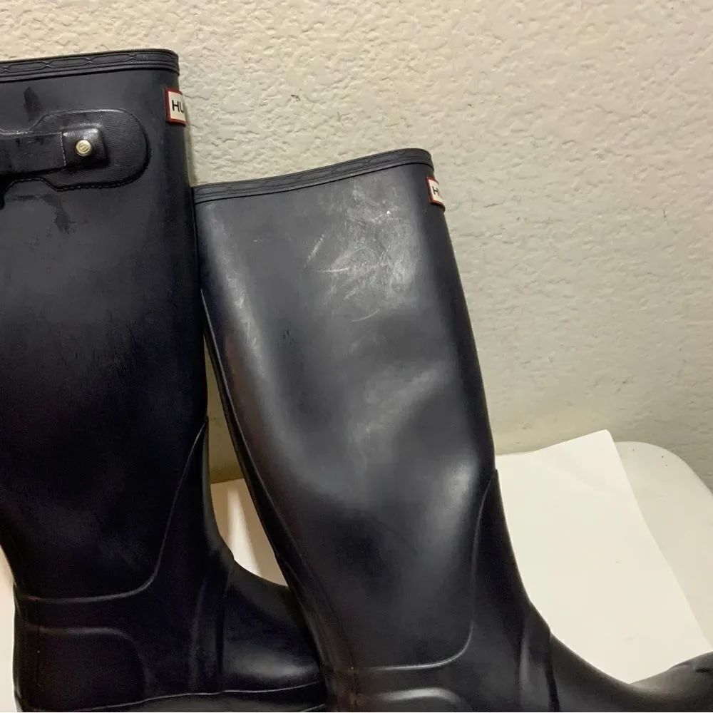 Hunter excellent preowned