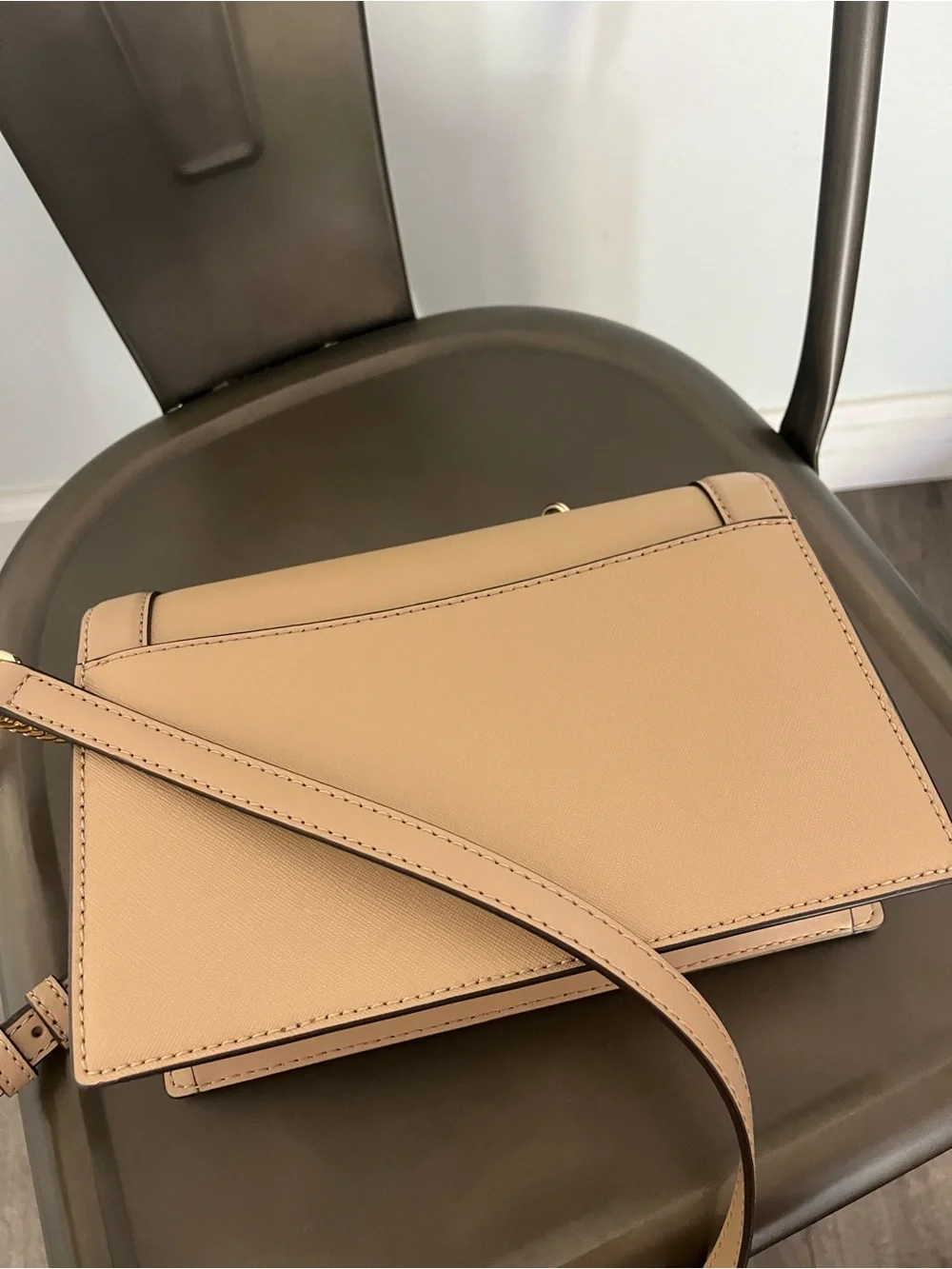 Michael Kors compact michael