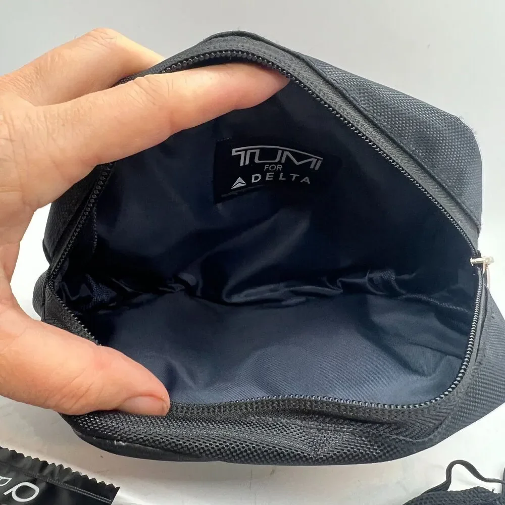 Tumi delta nylon