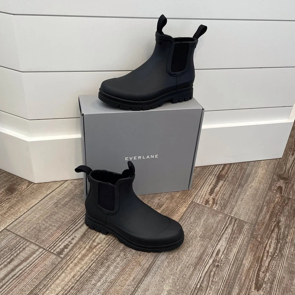 Everlane Black Chelsea Rain Boots