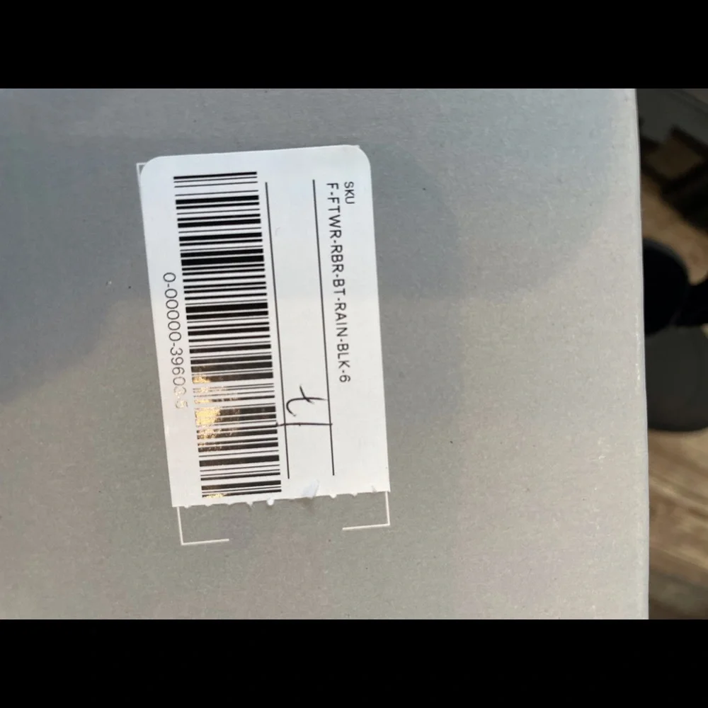 Everlane *no longer