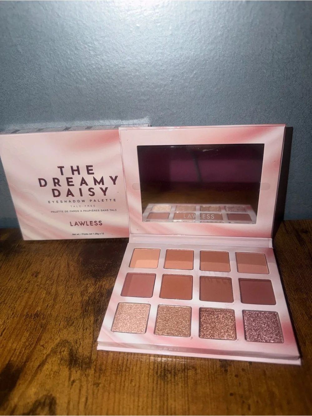 LAWLESS Dreamy Daisy Eyeshadow Palette-Pink, Rose, Brown & Shimmer-12 x 1.28g